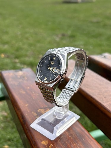 Vintage Watch Seiko 5 Automatic Japan Mechanical Wristwatch 1990s Excellent - Picture 7 of 23