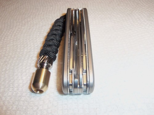 SWISS ARMY KNIFE FIELDMASTER * TITANIUM SCALES * $40 TITANIUM LANYARD *WAS $300 - Picture 14 of 24