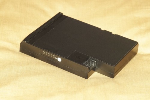PPP009L-E PA-1650-32HT AC Adapter and Battery for HP & Compaq - Picture 3 of 5