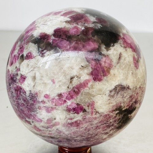 Pietra cristallo quarzo tormalina rossa naturale sfera guarigione 2960G - Foto 3 di 12