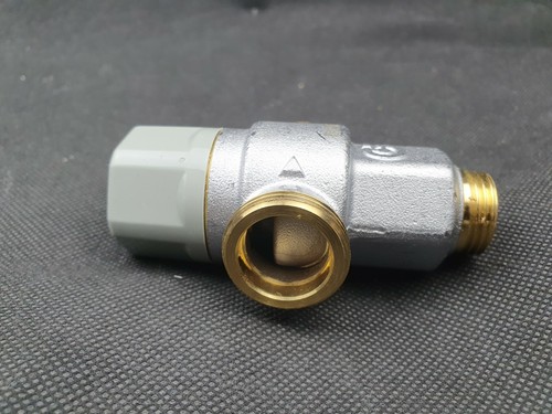 Caleffi Altecnic 15mm Thermostatic Mixing Valve TMV2/TMV3 CA-100822 - Picture 4 of 5