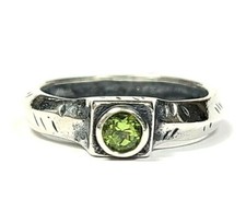 Sterling Silver Green Peridot Line Textured Ring Size 8 1/4