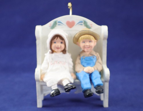 Hallmark Keepsake Small Ornament OUR LITTLE BLESSINGS 1995 Christmas in Box - Picture 3 of 13