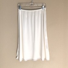 Vintage Vanity Fair Ivory Slip Skirt 100 Nylon sz Medium 28-36 Waist, 26  Long