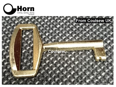 Nagelneu - HUPENSCHLÜSSEL - Original Horn Möbel Schrankschloss passt älterem Stil