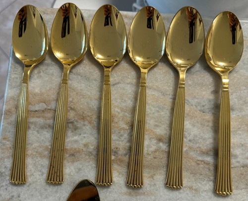 39pc Tosca Gold Electroplate by Cosmos 18/10 Japan Ribbed silverware - Picture 18 of 19