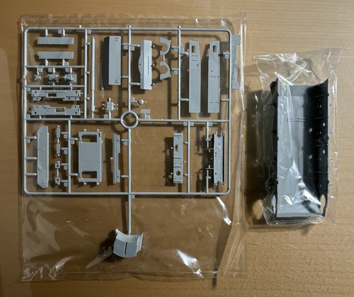 DRAGON 6360 - Pz.Kpfw.IV Ausf.F2(G) - 1/35 PLASTIC KIT - Picture 8 of 13