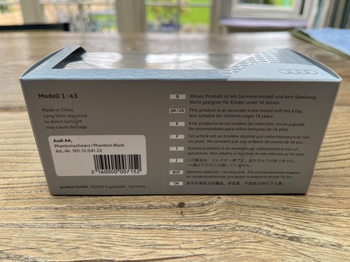 1:43 Minichamps Audi A4 - phantom black - 501 12 041 23 in Audi packaging - Picture 6 of 6