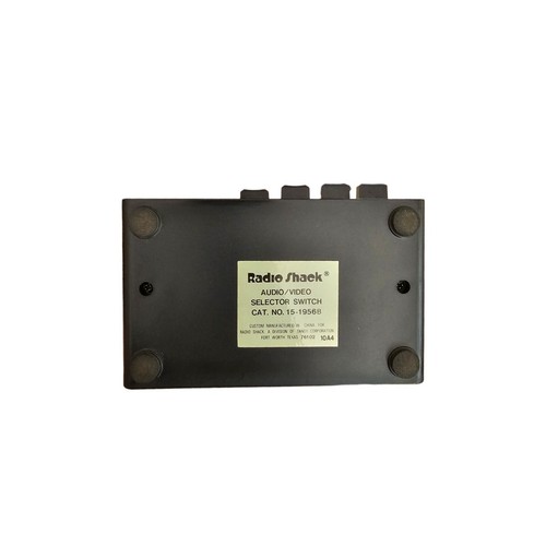 Caja de interruptor selector de video/audio Radio Shack 4:1 15-1956B - Imagen 3 de 3