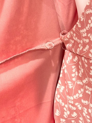 Lapis and Lillies Wrap Dress Womens Small Blush Pink Off White Flowers JCD6531 - Picture 14 of 19