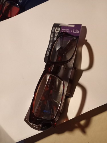 M Readers Reading Glasses +1.25 - Picture 1 of 4