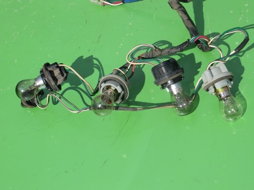 TOYOTA CELICA 92-93 REAR TAILLIGHT SOCKET WIRE HARNESS ASSY 81555-2B220 OEM GT - Picture 7 of 9