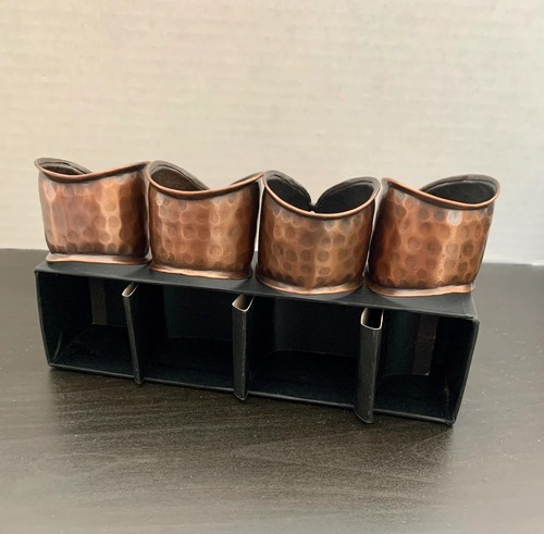 Napkin Ring Hammered Copper Design Napkin Holder Tabletop Dining Decor Set of 4 - Picture 2 of 8