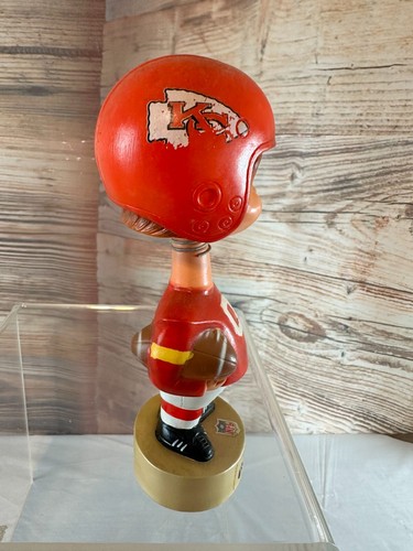 Vintage 1975 Kansas City Chiefs Bobblehead Figurine NFL Sports Specialties - Picture 3 of 9