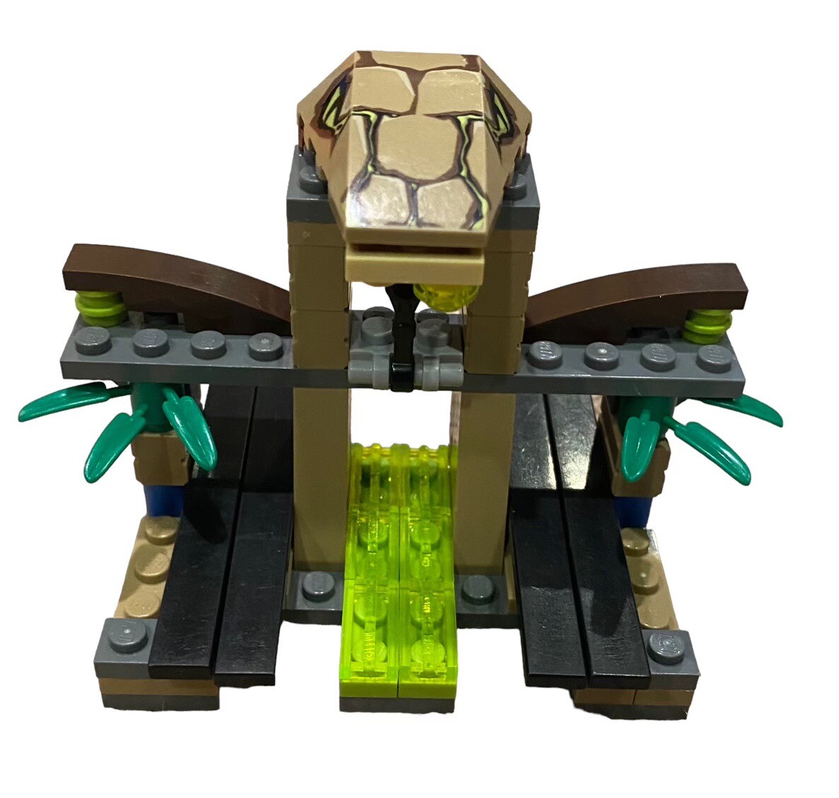 LEGO Ninjago #9440 Venomari Shrine (2012) Incomplete with