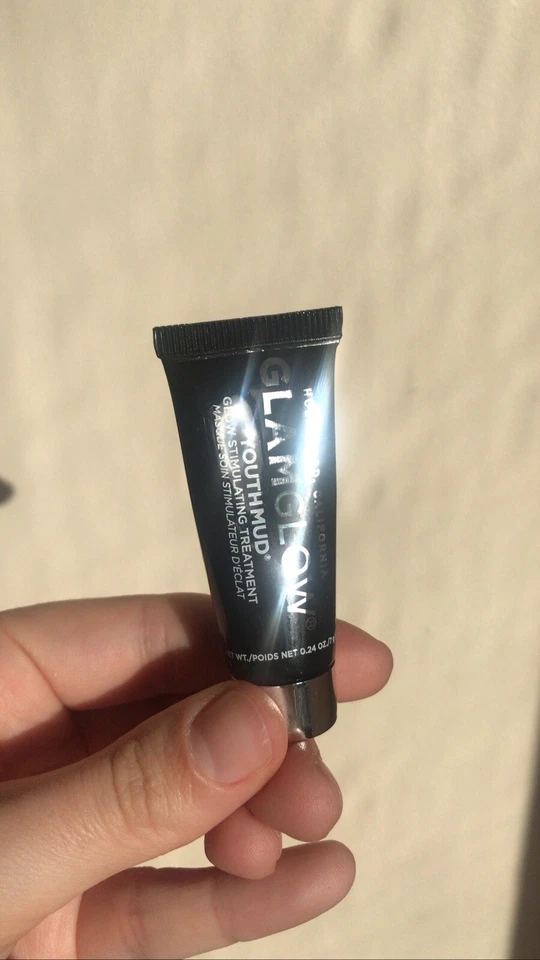 GlamGlow Glow Stimulating Treatment Mask 7g - Image 2 of 3