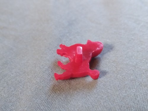 Vintage Poodle Dog Red Plastic Button. - Picture 9 of 12