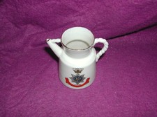 GOSS Crested China SCARBOROUGH KETTLE. THE WORCESTERSHIRE REGIMENT Crest