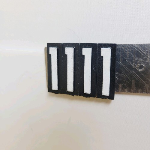 AquaVault ChargeCard Credit Card Size Charger fits in your wallet! 2300mAh NEW! - Photo 8 sur 8