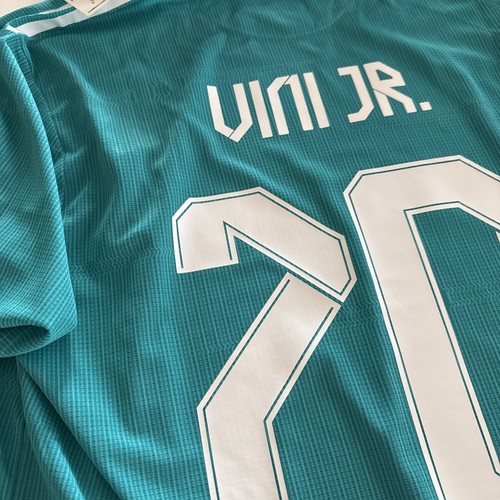 REAL MADRID VINI JR 2021-2022 ORIGINAL JERSEY Size L , Player Version - Picture 3 of 11