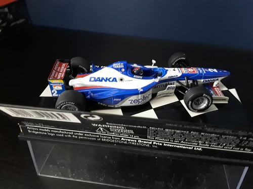 Minichamps 1.43 Pedro Diniz Arrows-Yamaha FA18 10th Australian GP - Picture 4 of 7