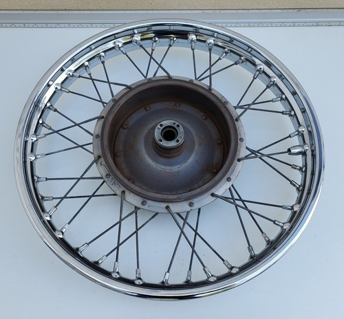 TRIUMPH 37-1230 37-1722 WM2-19 FRONT WHEEL 1969-70 T150 TRIDENT TR6 T120R FLANGE