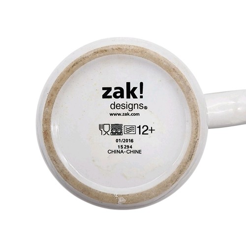 Zak Designs Spider Gwen Marvel 20 Unzen Kaffeetasse "Hier werde ich am meisten gebraucht" - Bild 5 von 5