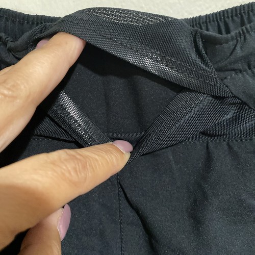 Pantaloncini da corsa Nike donna Plus Swoosh Dri-FIT vita media foderati neri taglia 1X - Foto 7 di 9