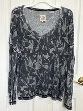 Chaser Gray Thermal Long Sleeve Top Camo Print Size Large Waffle Knit Grunge