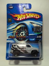 1:64 2006 HOT WHEELS BAJA BREAKER 1/5 WWE WRESTLING TRIPLE H J3432 106/223 