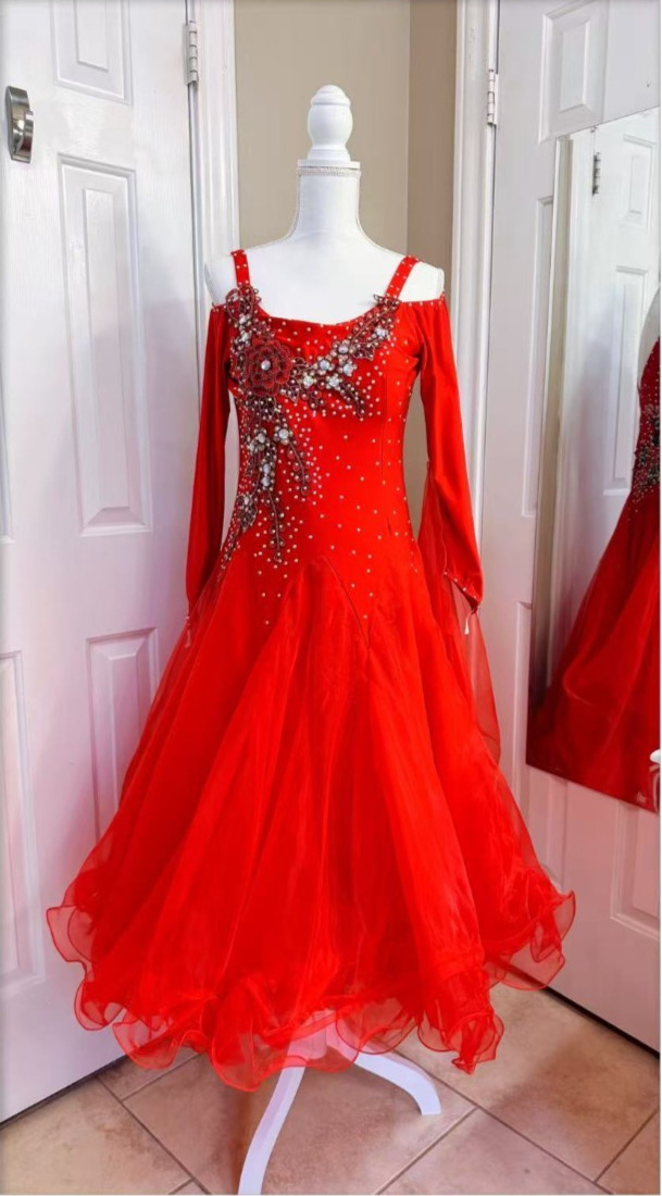Vestido de Baile de Salón Rojo Estrás Brillante Competición Talla 6-8