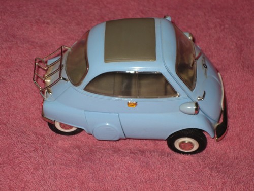 Welly 1/18 Diecast 1955-1962 BMW Isetta 250 Microcar/Bubble Car Baby Blue No Box - Bild 5 von 8
