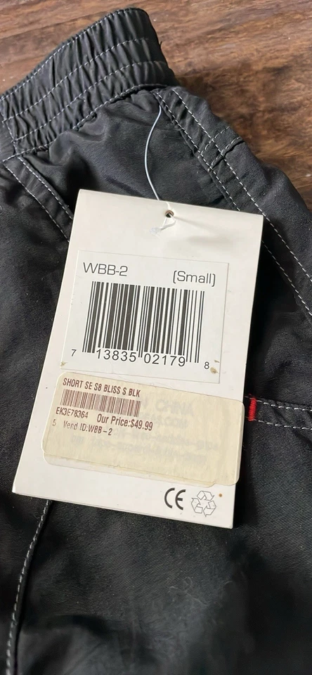 NUEVO CON ETIQUETAS - Pantalones cortos de bicicleta Bliss para mujer - Pantalones cortos acolchados para ciclismo Foto 4 de 4