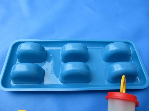 Vintage 6 x Tupperware Ice Lolly Moulds With Tray & Lids - Picture 4 of 5