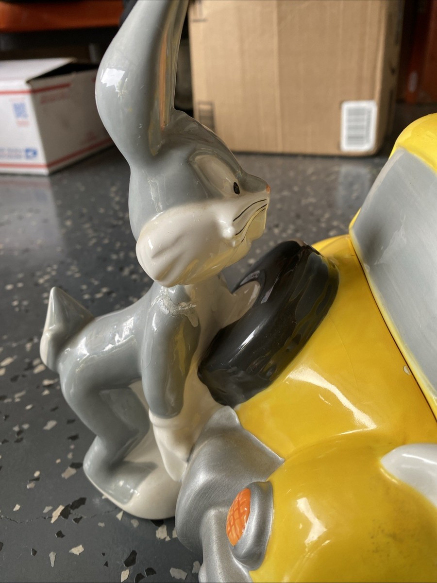 VINTAGE WARNER BROS LOONEY TUNES BUGS BUNNY AND FRIENDS NYC TAXI