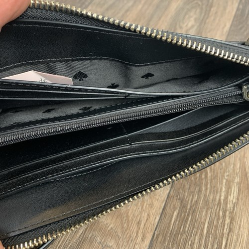 Cartera estilo billetera de cuero granulado negra Kate Spade - Imagen 3 de 9