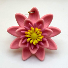 Bath Body Works Pink Flower PocketBac Holder Key Chain New w/ Tag