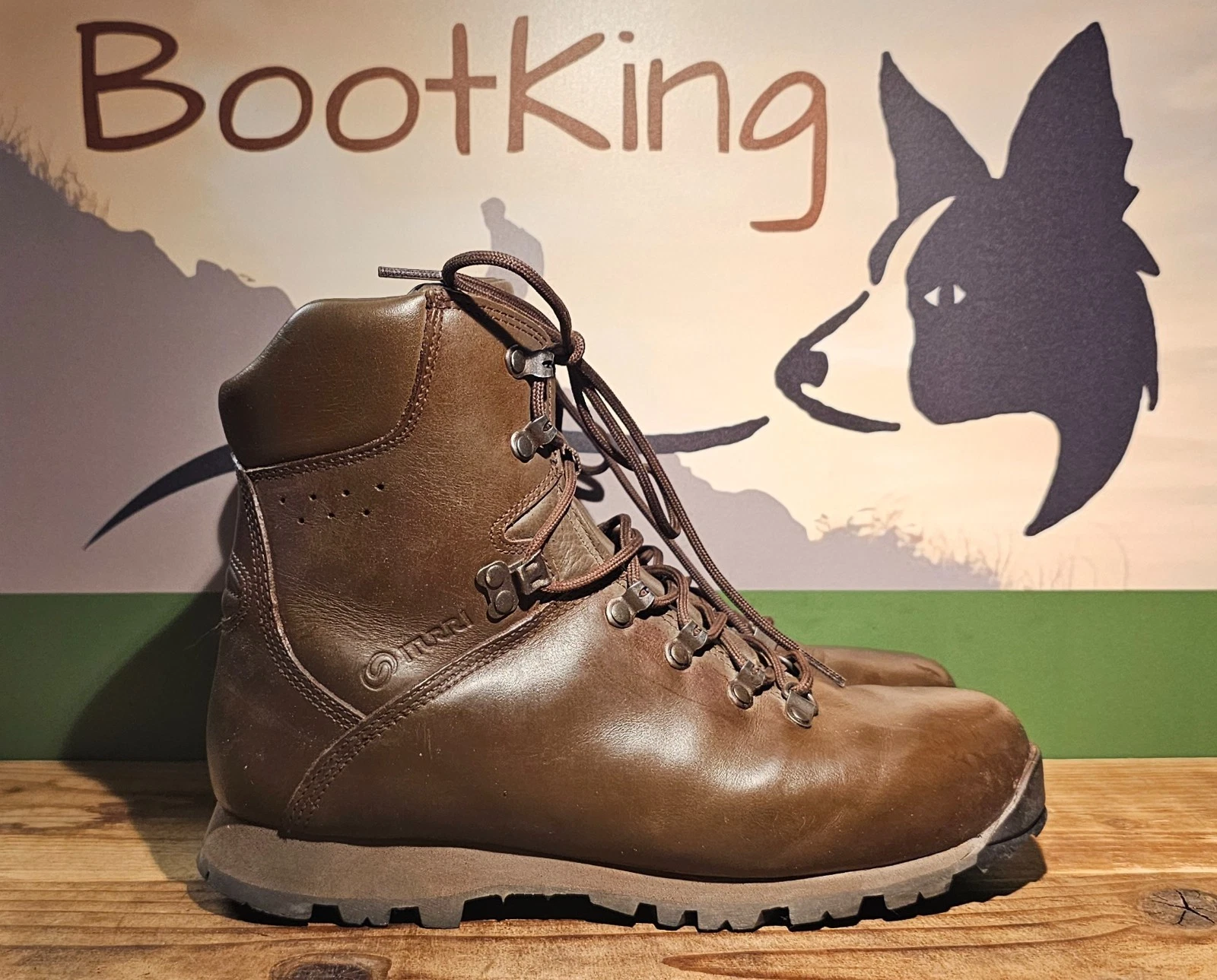 Iturri lightweight Patrol boots for Hiking, Fishing, Walking, Outdoors UK 9 M