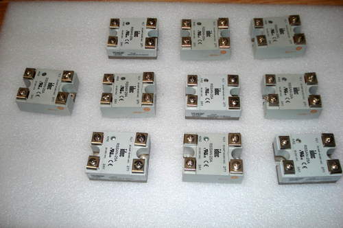 (Lot of 10) IDEC RSSAN-25A Solid State Relays - Picture 2 of 5