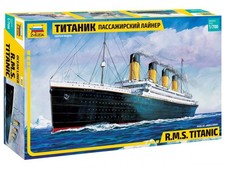 1:700 Zvezda Titanic Kit Z9059 Modellino