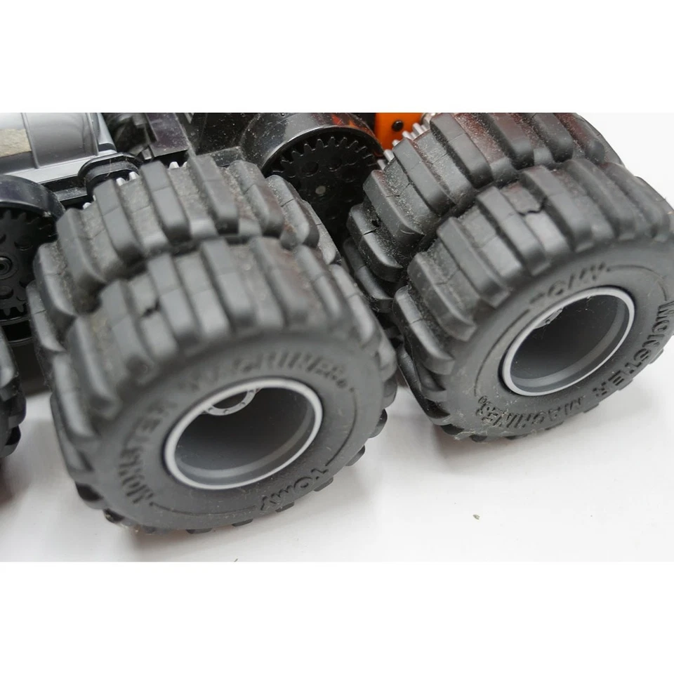 Máquina Trepadora Tomy Monster 16x16 Con Caja 1986 - Imagen 4 de 4