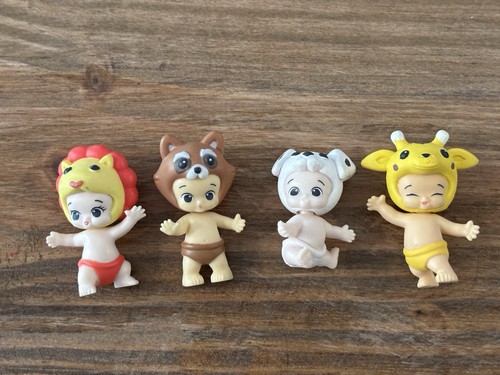 Twozies Moose Toys Lot of 33 Mini Babies Animal Figures & Pets Collectibles - Picture 13 of 20