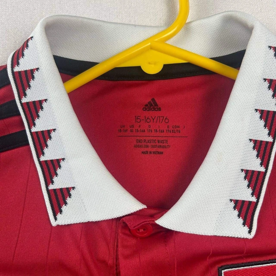 阿迪达斯曼联 2022/23 主场正品足球球衣青少年男孩 XL 红色 — 第 4/4 张图片