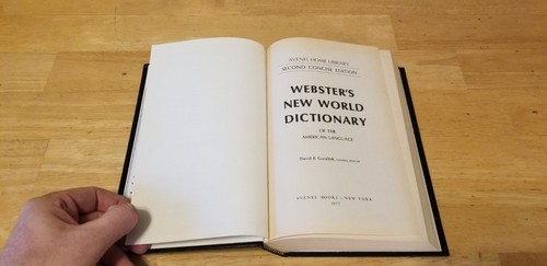 Webster's New World Dictionary of the American Language 1977 Second Concise Ed - Picture 7 of 11