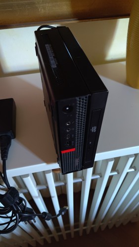 PC Lenovo ThinkCentre M920q Tiny i3 8Gen 8GB + alim + dvd rom + NO HARD DISK + - Foto 2 di 4