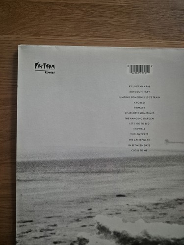 The Cure Standing On A Beach The Singles LP Compilation Stereo Gatefold Germany - Picture 13 of 16