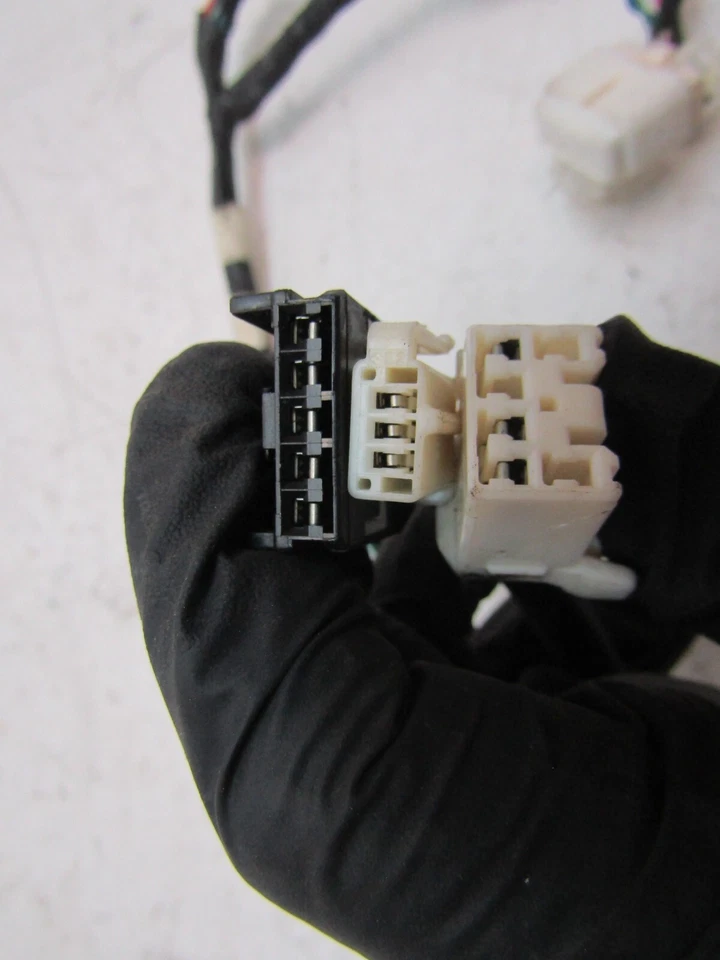Door Wiring CAMRY 1998 TOYOTA Right Passenger Front Connector Cable OEM - Imagem 4 de 4