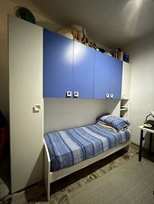 Letto singolo con armadio a ponte