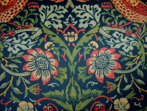 William Morris Strawberry Thief Marineblau samt Stoff Vorhang Polster Kissen - Bild 9 von 21