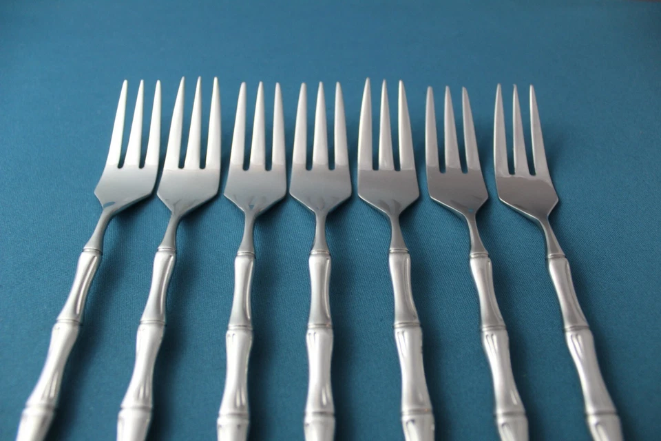 7 салатных вилок Supreme Cutlery от Towle БАМБУКОВЫЕ ЯРКИЕ 18/8 глянцевые Япония 6 5/8 дюйма - Изображение 3 из 4